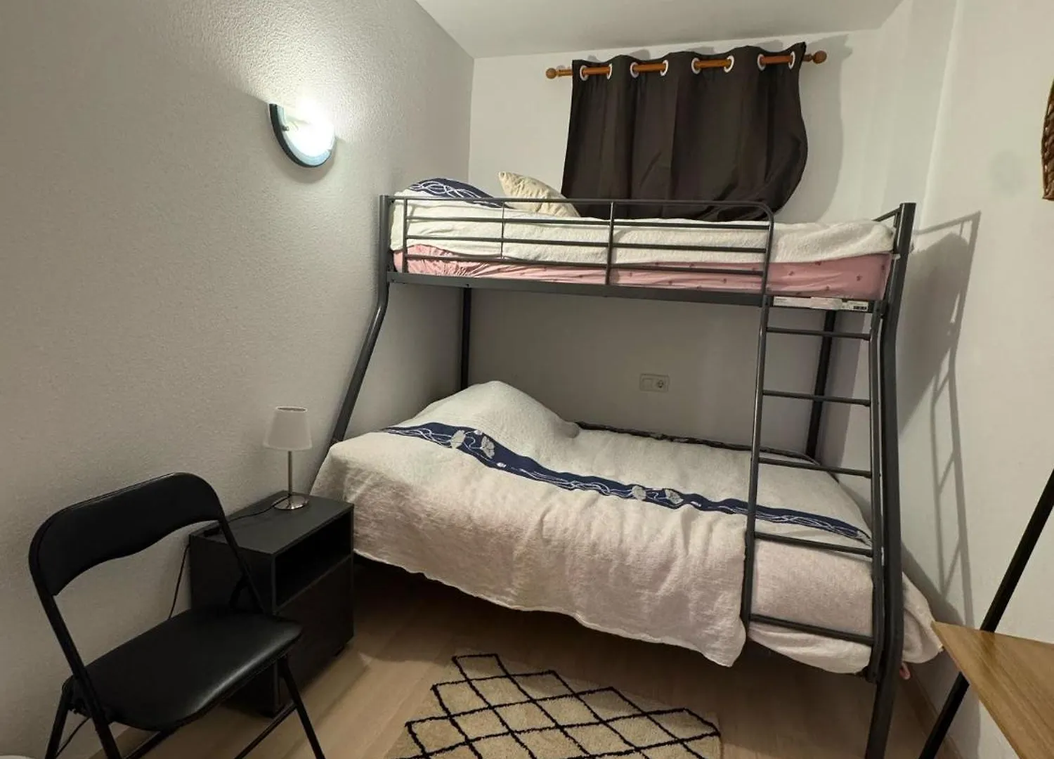 Апартаменты Appartement Avec Piscine Et Parking Santa Margarita Росас