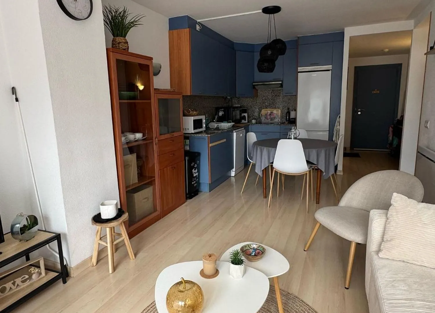 Appartement Avec Piscine Et Parking Santa Margarita Росас Испания